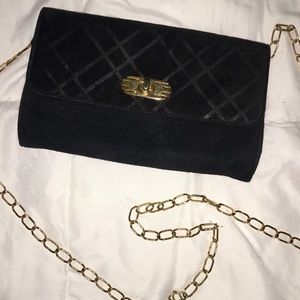 Vintage black suede crossbody w/ gold strap chain